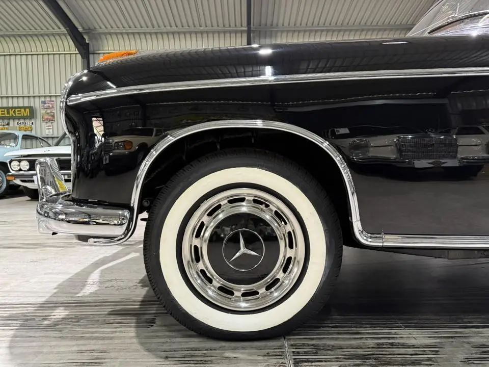 1958 Mercedes-Benz 220S Cabriolet