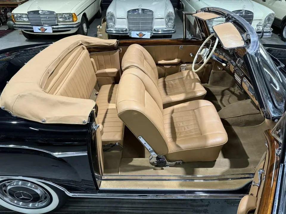 1958 Mercedes-Benz 220S Cabriolet