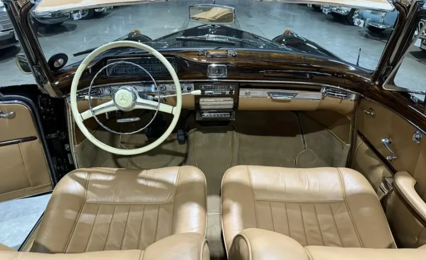 1958 Mercedes-Benz 220S Cabriolet