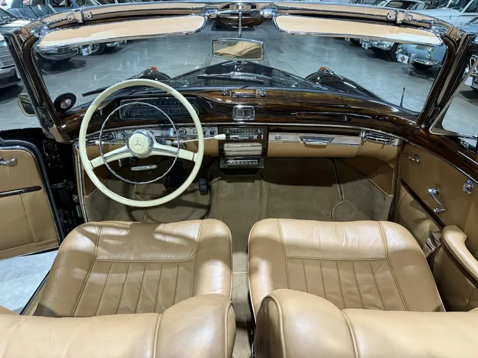 1958 Mercedes-Benz 220S Cabriolet