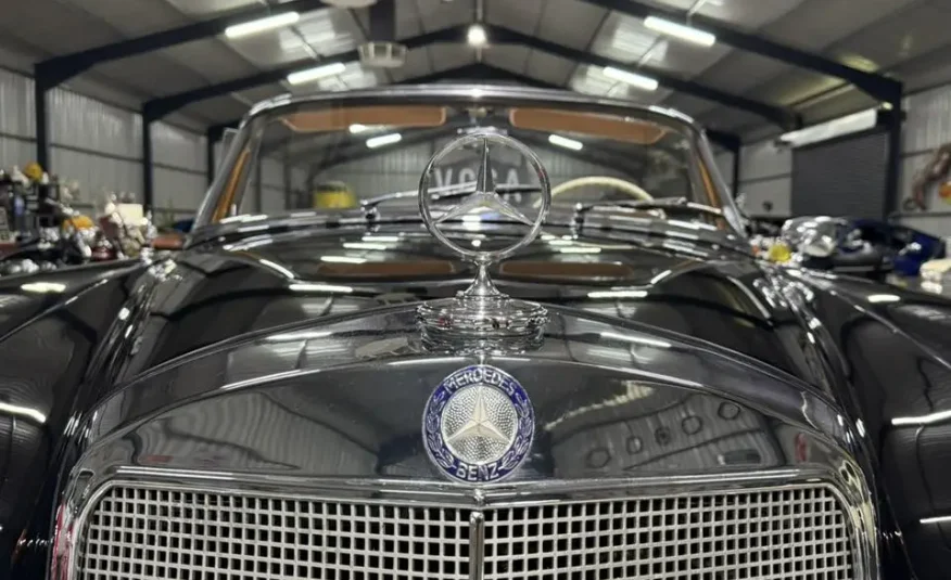 1958 Mercedes-Benz 220S Cabriolet