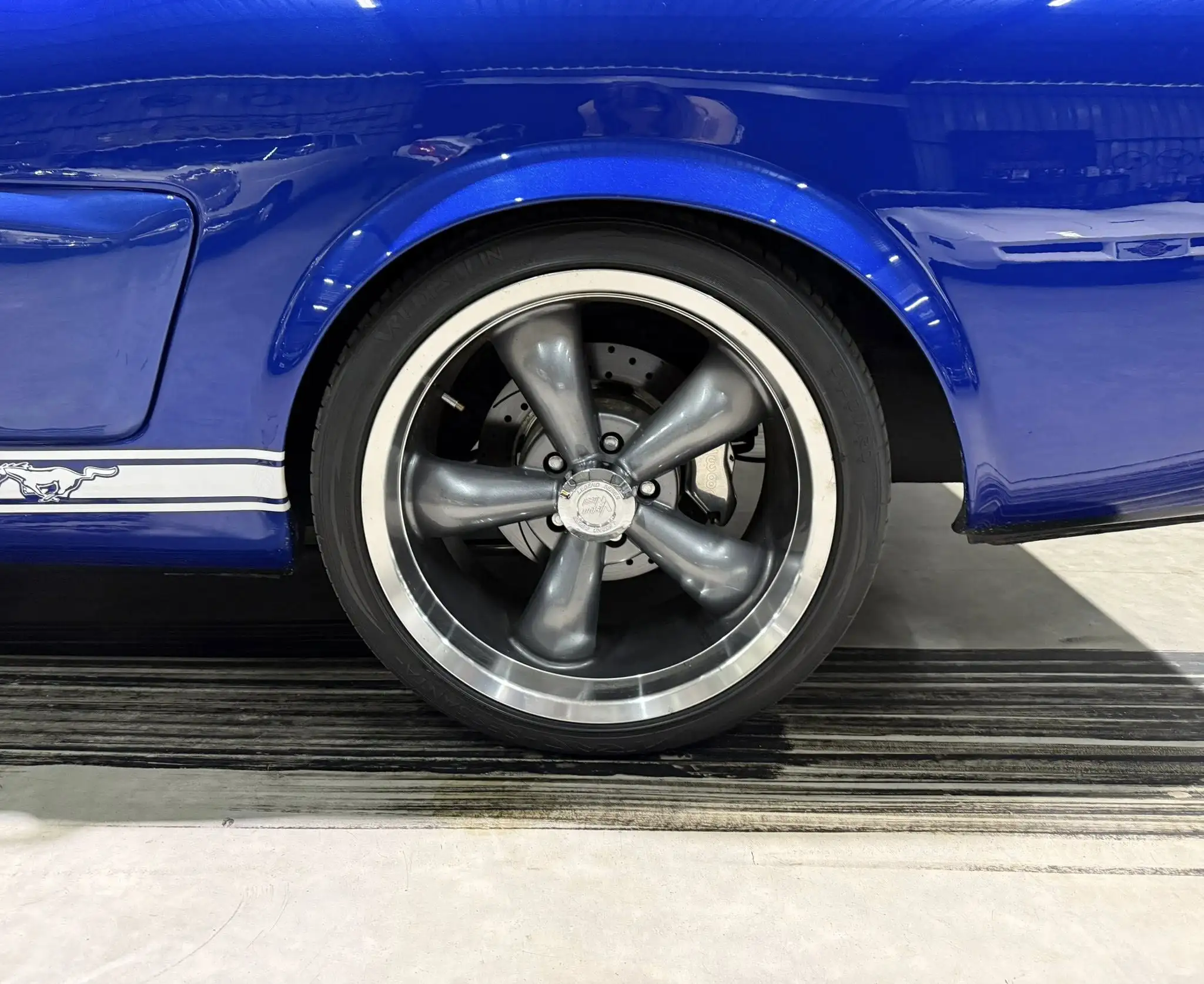 1965 Ford Mustang Fastback – Restomod