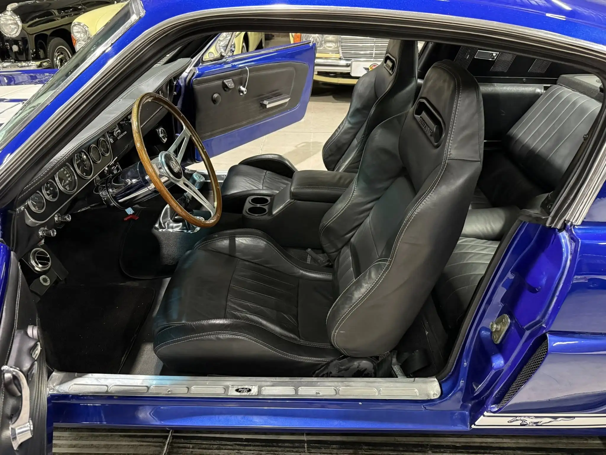 1965 Ford Mustang Fastback – Restomod