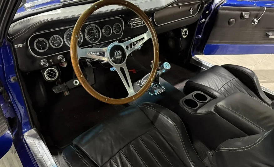 1965 Ford Mustang Fastback – Restomod