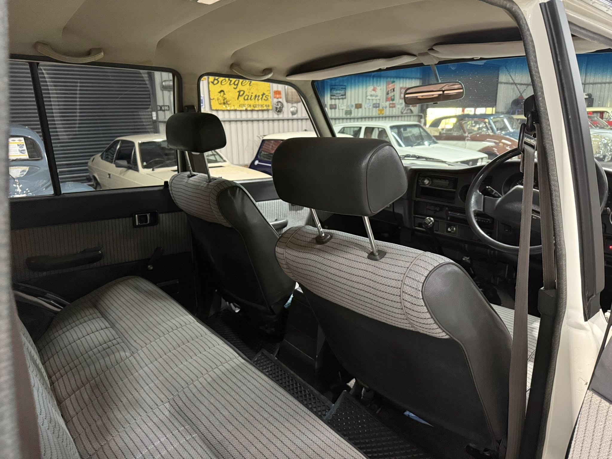 1989 Toyota Land Cruiser FJ62