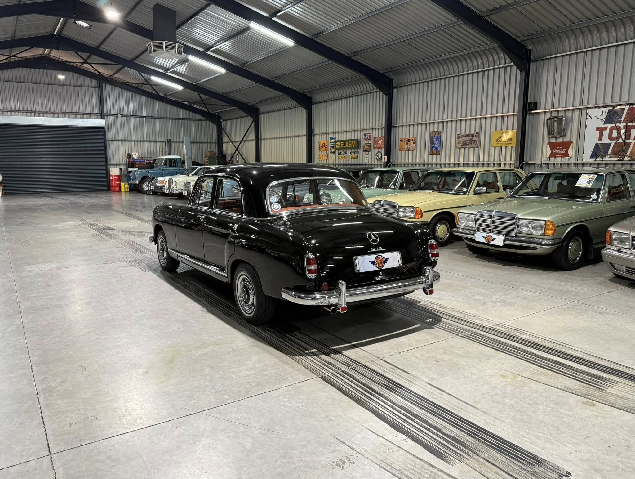 1958 Mercedes-Benz 219 Ponton