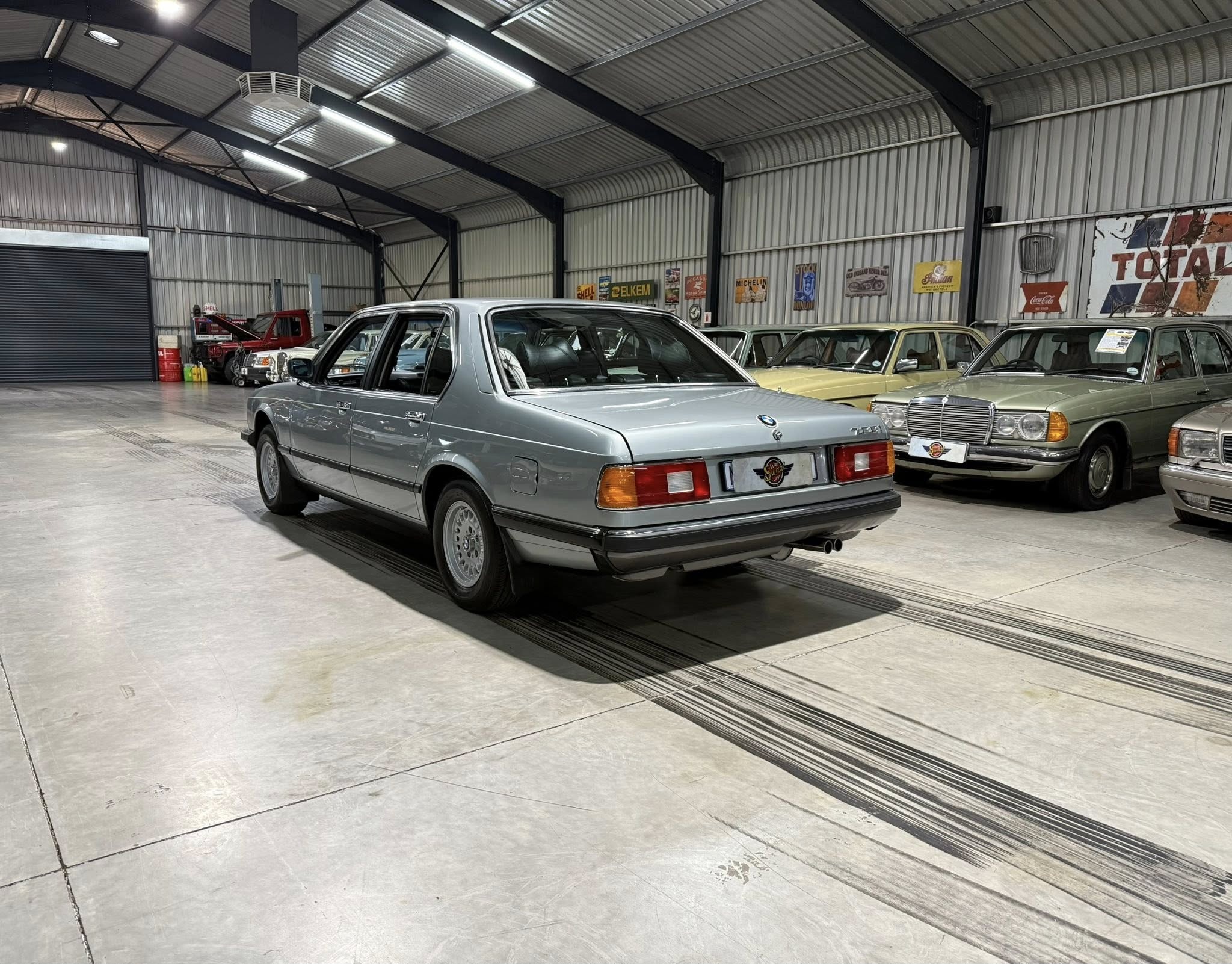 1986 BMW 728i (E23)