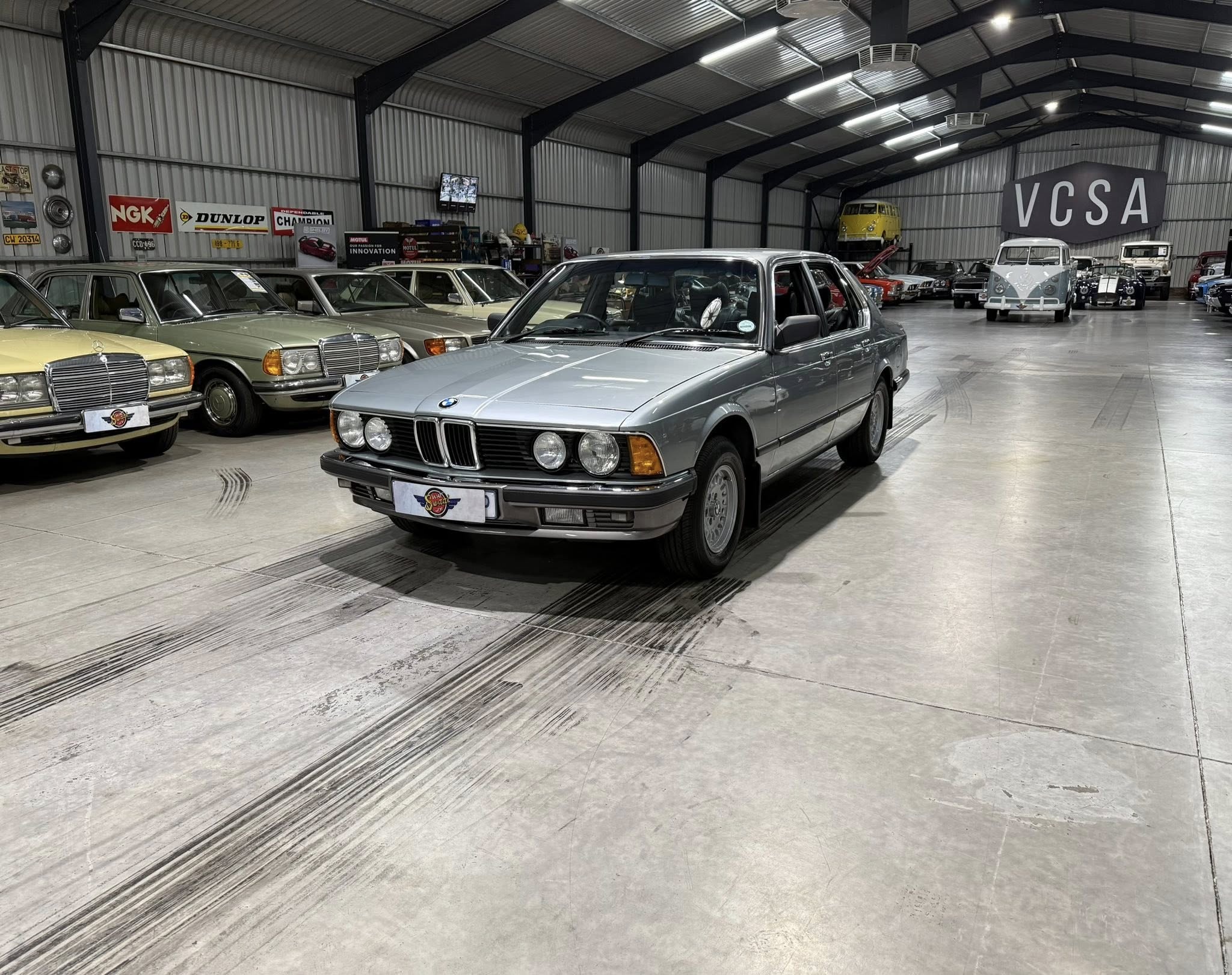 1986 BMW 728i (E23)