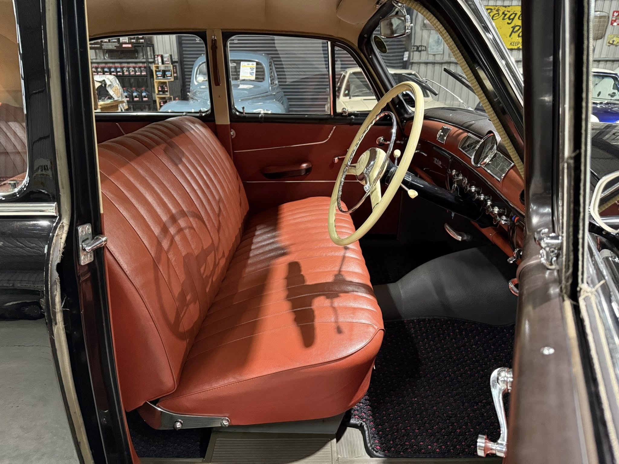 1958 Mercedes-Benz 219 Ponton