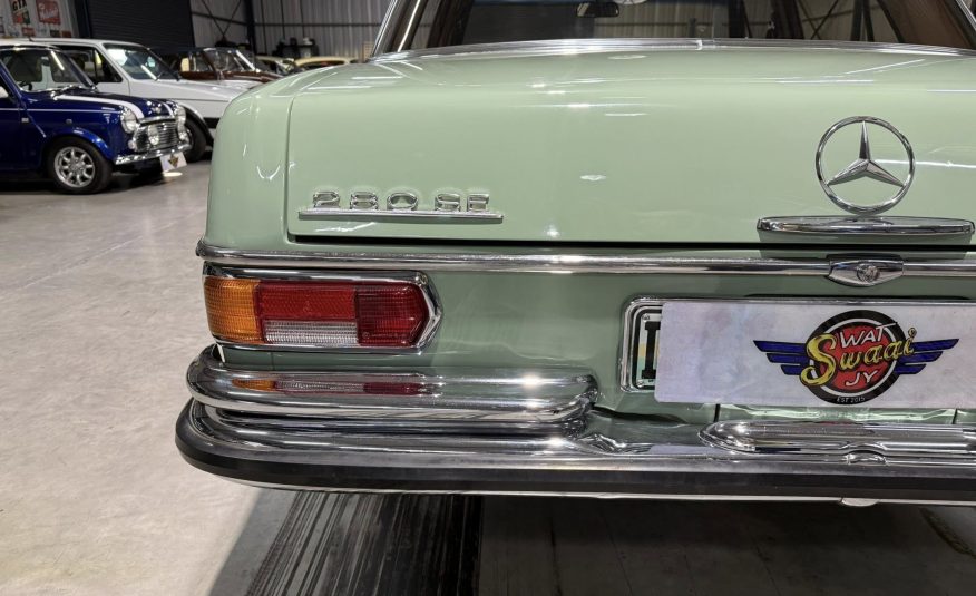 1970 Mercedes-Benz W108 280SE