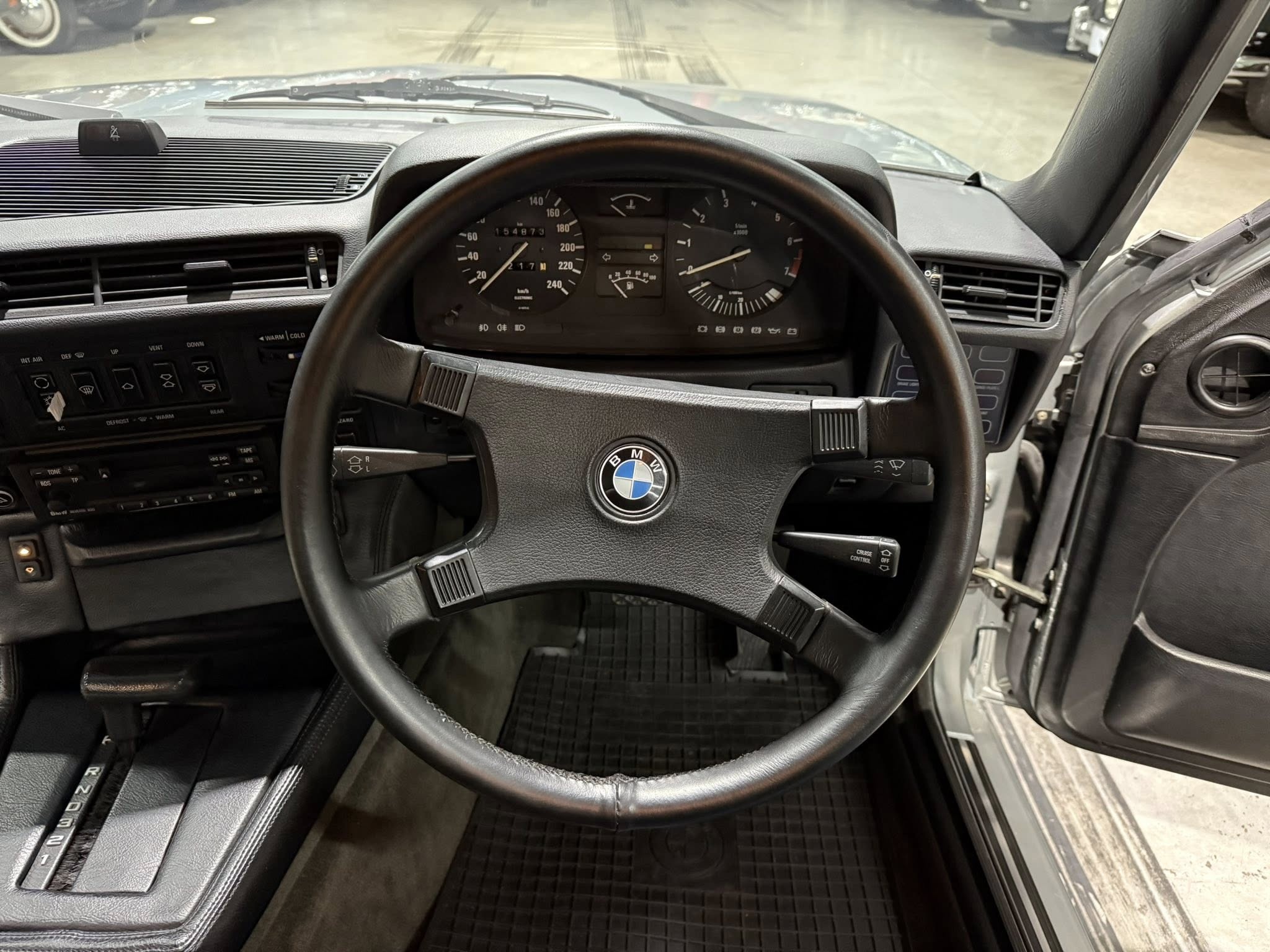 1986 BMW 728i (E23)