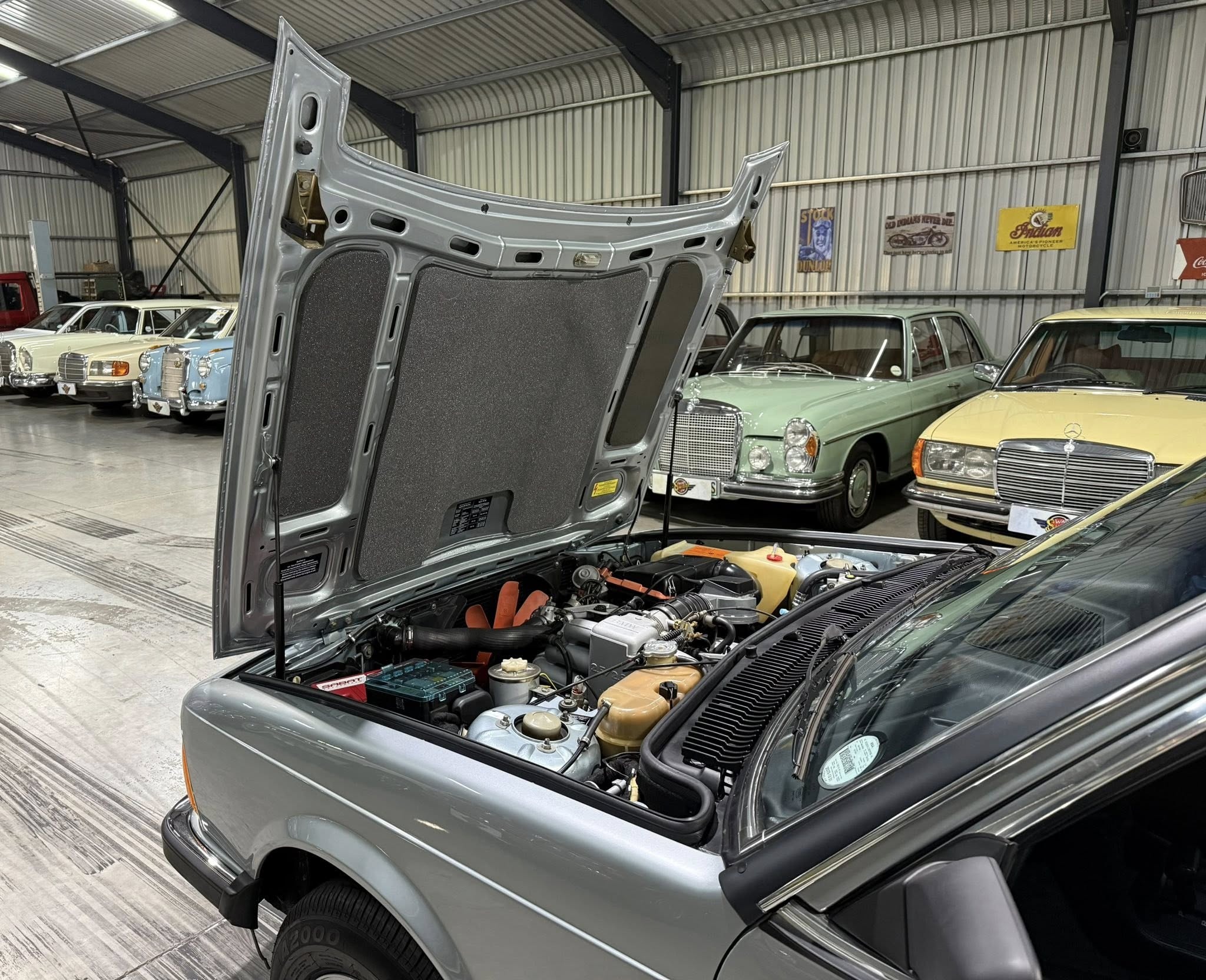 1986 BMW 728i (E23)
