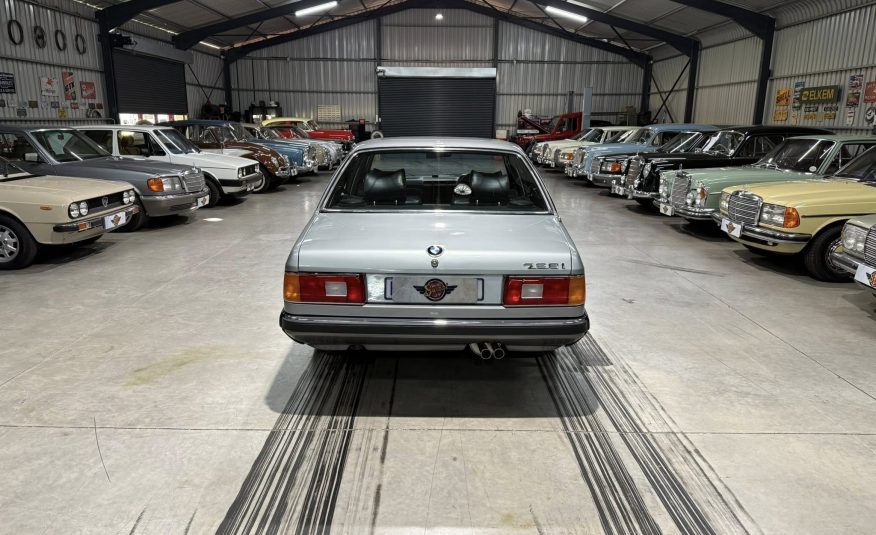 1986 BMW 728i (E23)