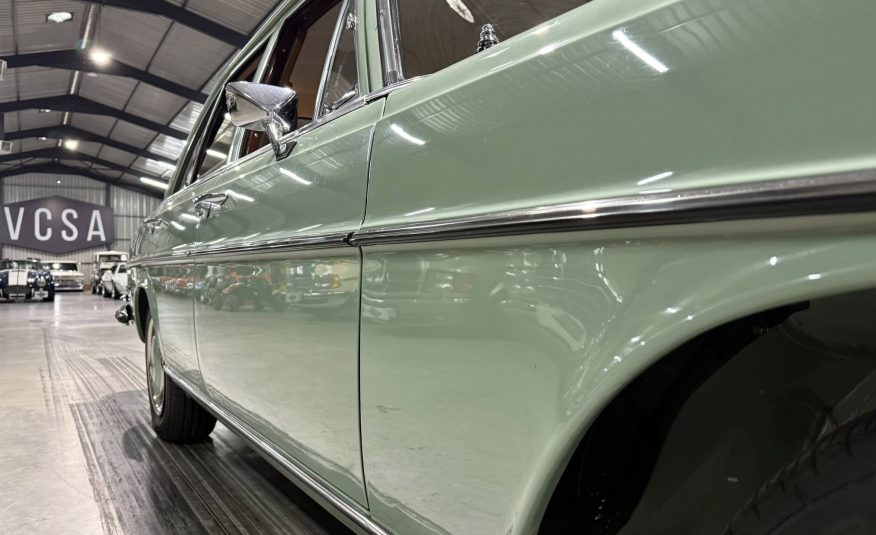 1970 Mercedes-Benz W108 280SE