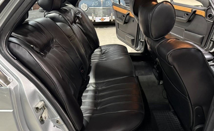 1986 BMW 728i (E23)