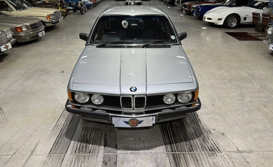 1986 BMW 728i (E23)