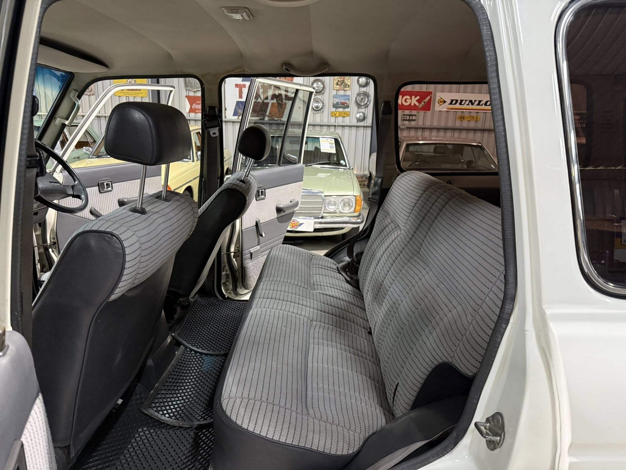 1989 Toyota Land Cruiser FJ62