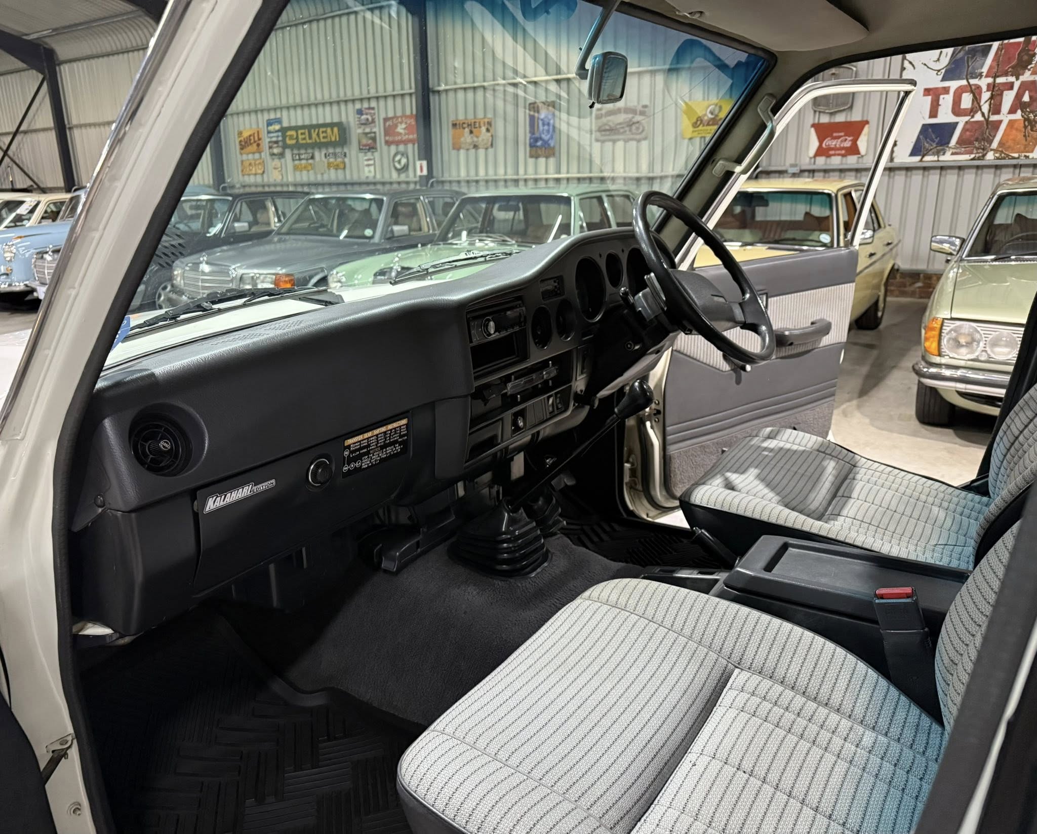 1989 Toyota Land Cruiser FJ62