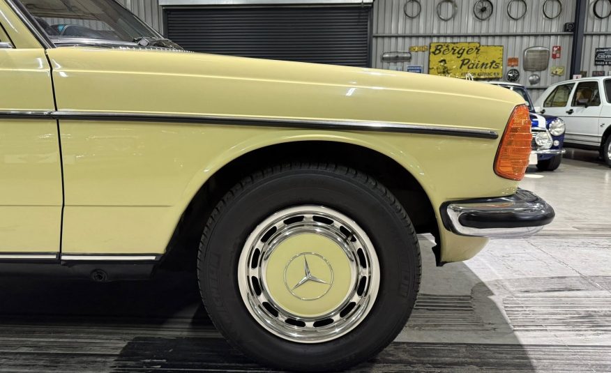 1980 Mercedes-Benz W123 280E