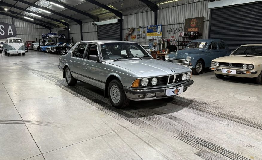 1986 BMW 728i (E23)