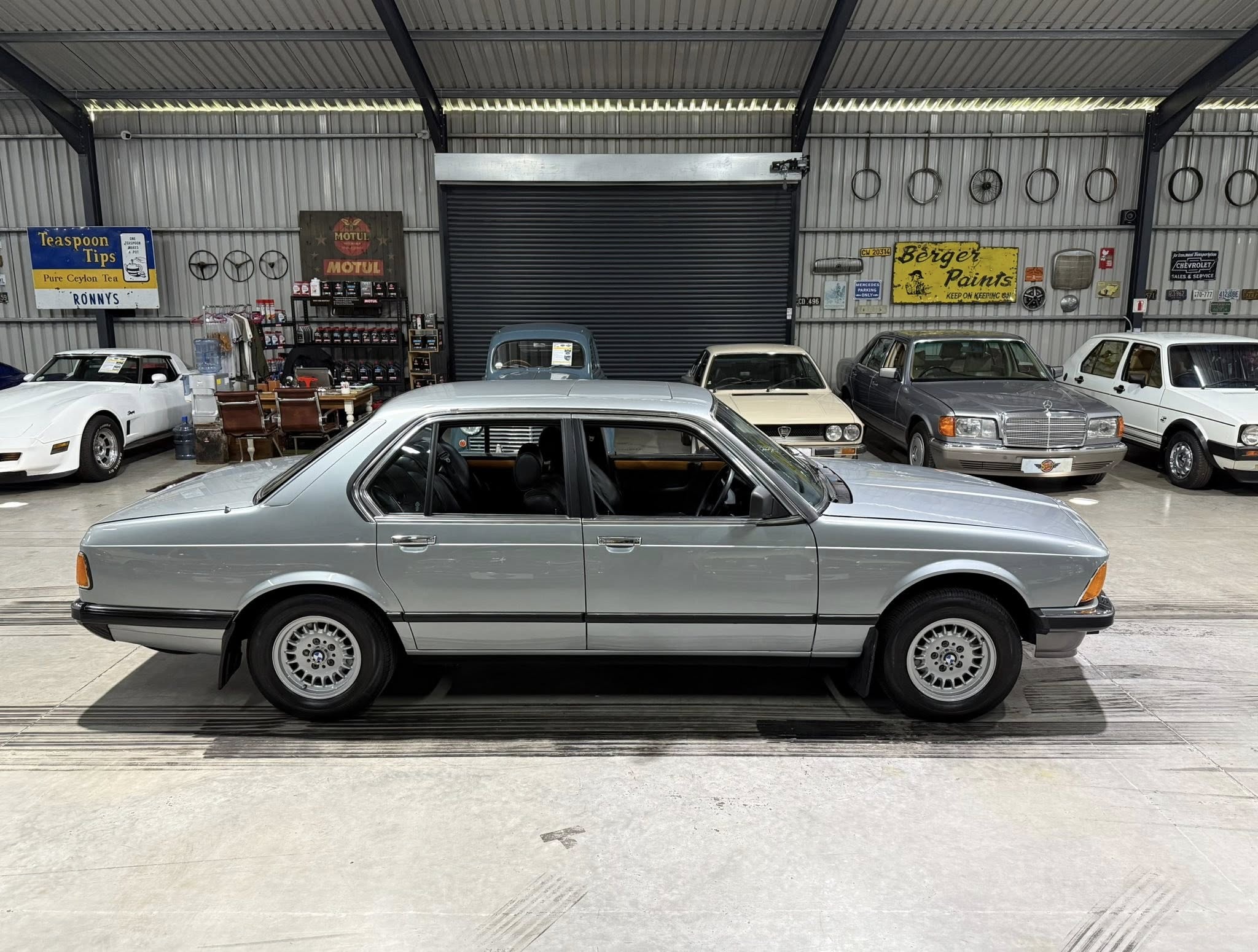 1986 BMW 728i (E23)