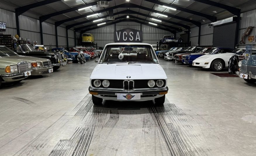 1976 BMW E12 520