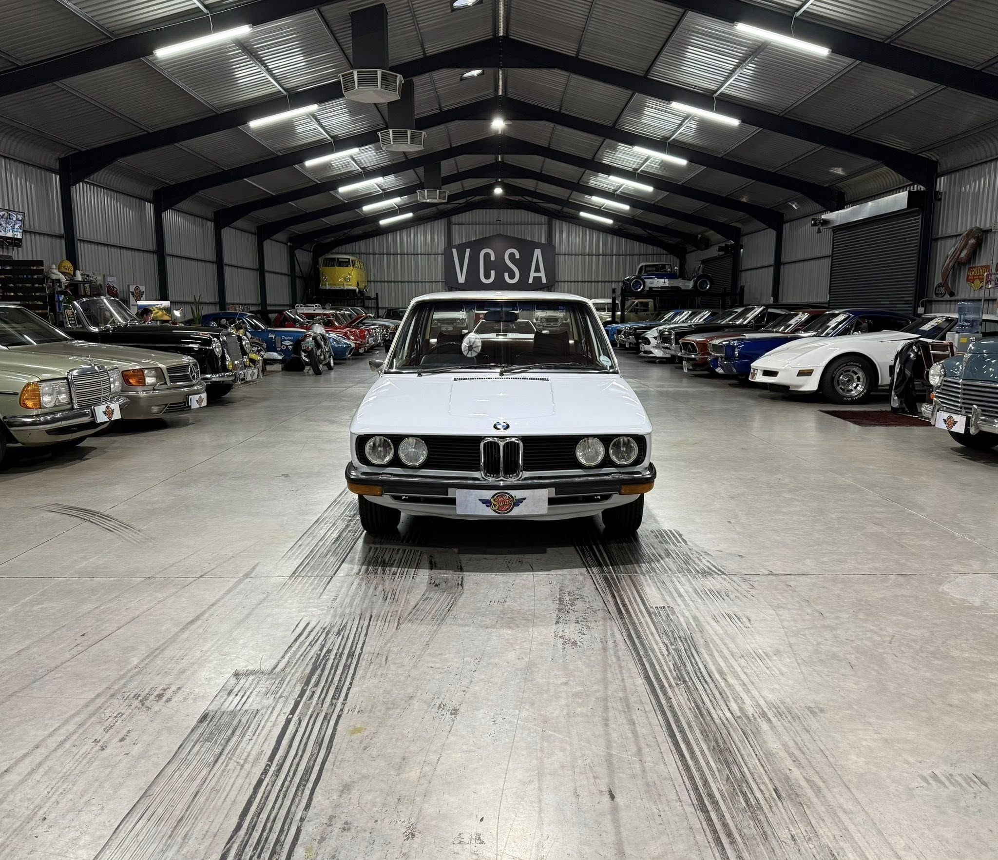 1976 BMW E12 520