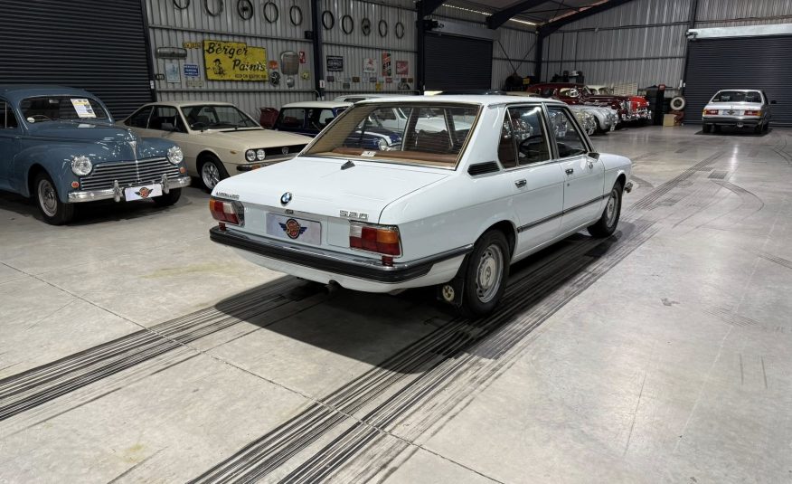 1976 BMW E12 520