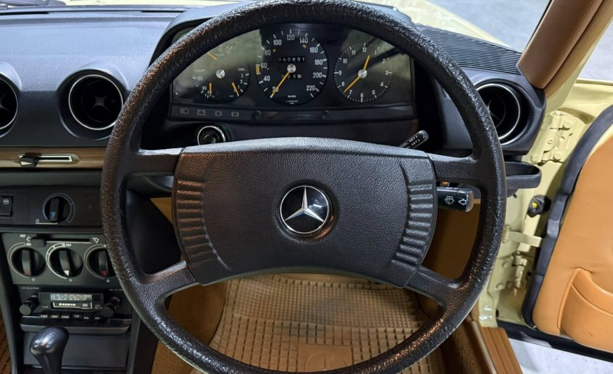 1980 Mercedes-Benz W123 280E
