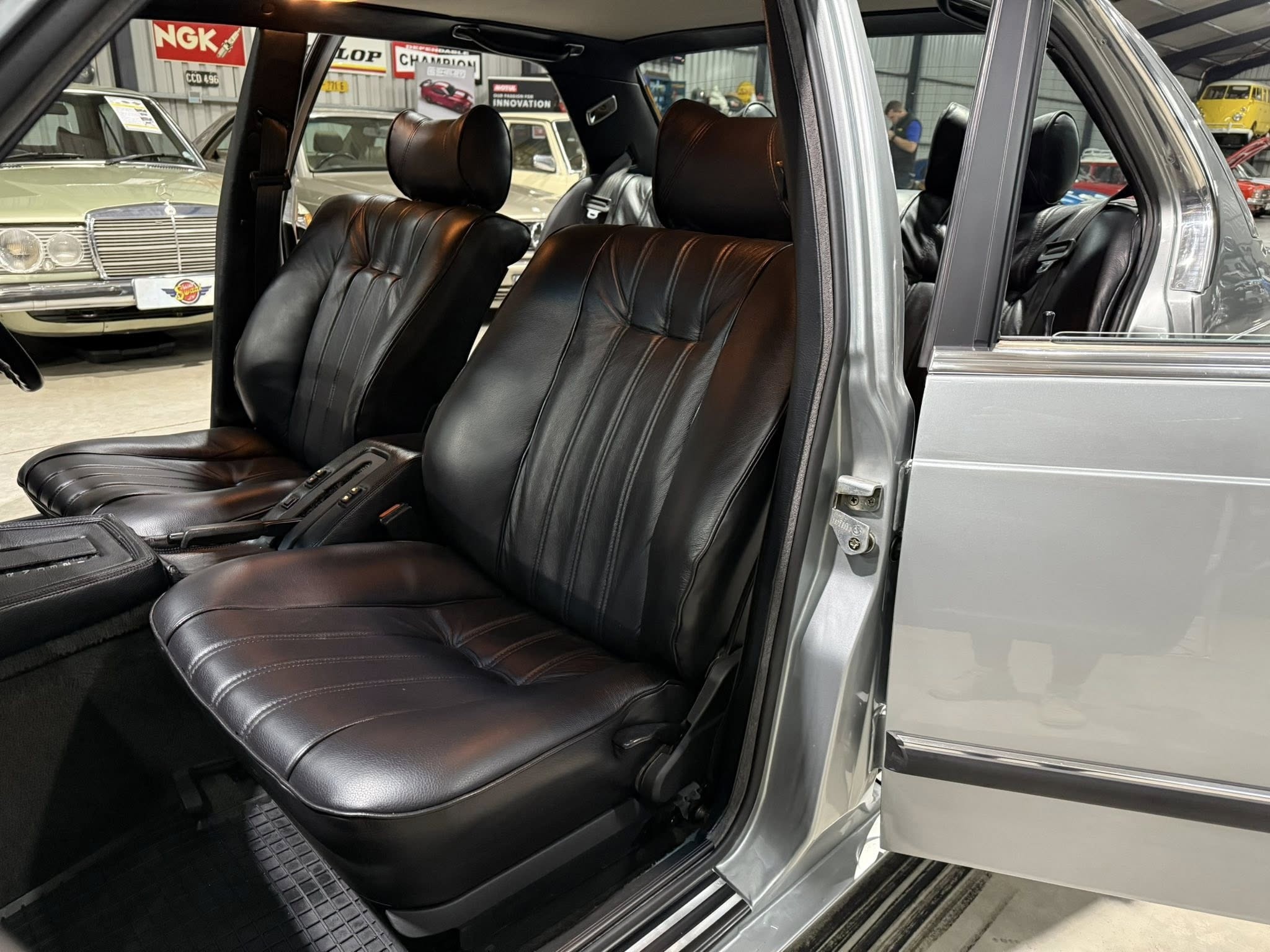 1986 BMW 728i (E23)