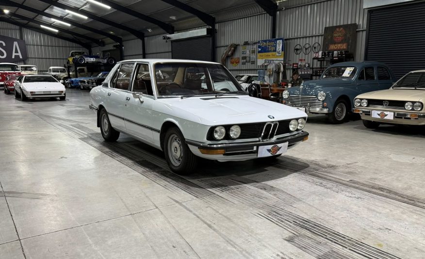1976 BMW E12 520
