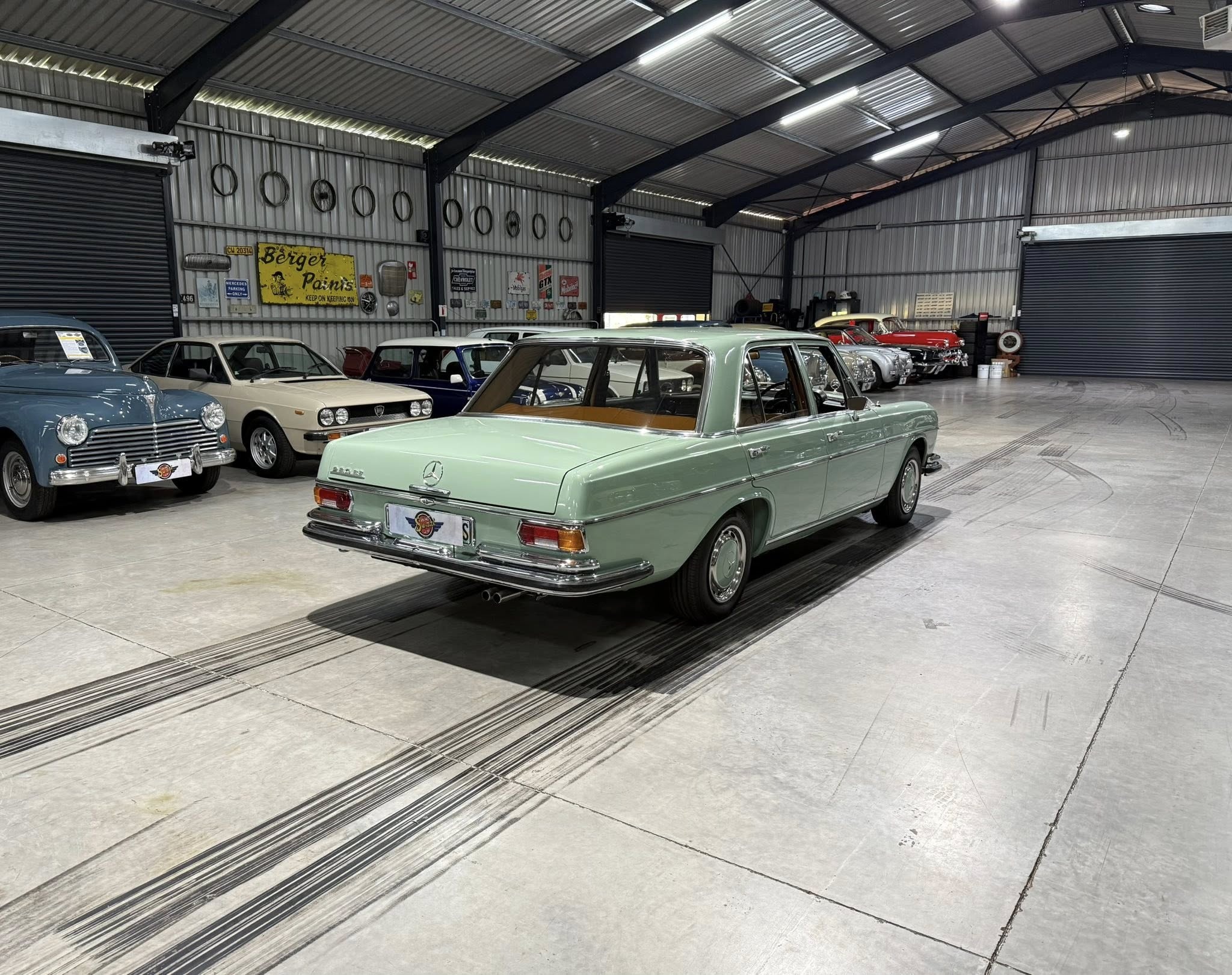 1970 Mercedes-Benz W108 280SE