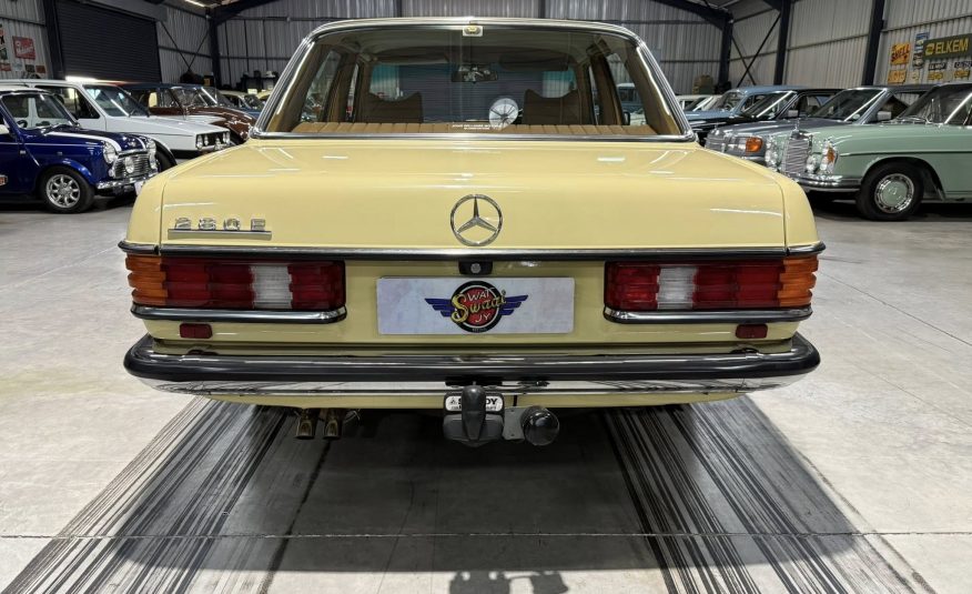 1980 Mercedes-Benz W123 280E