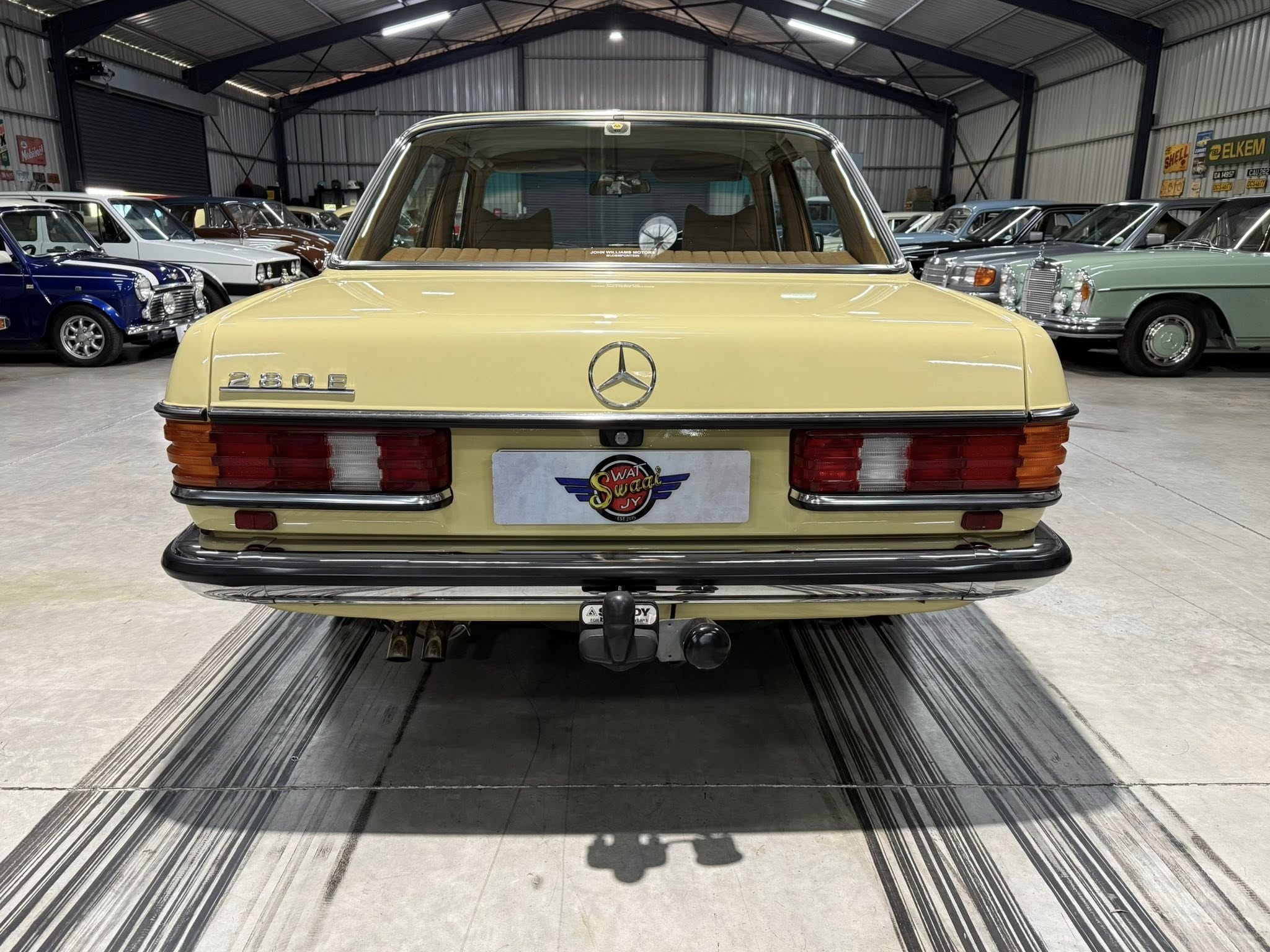 1980 Mercedes-Benz W123 280E