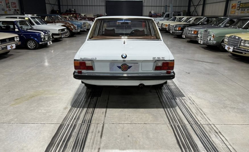 1976 BMW E12 520