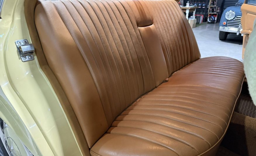 1980 Mercedes-Benz W123 280E