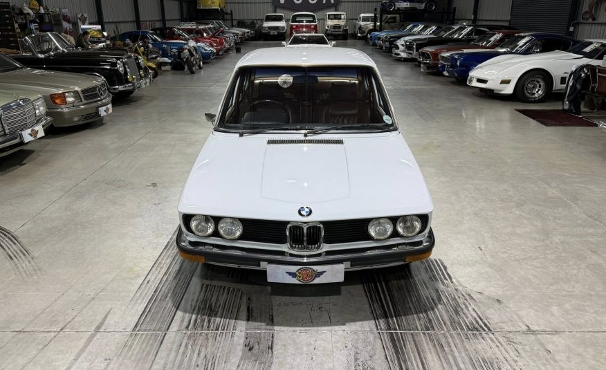 1976 BMW E12 520