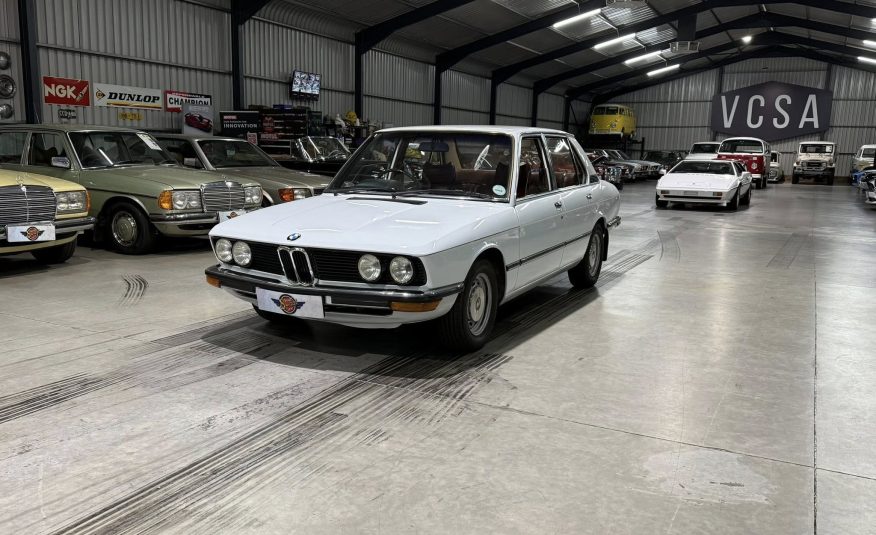 1976 BMW E12 520