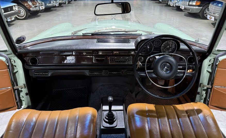 1970 Mercedes-Benz W108 280SE