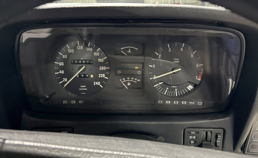 1986 BMW 728i (E23)