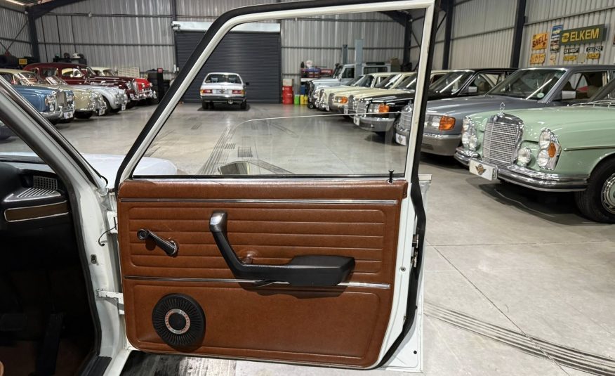 1976 BMW E12 520