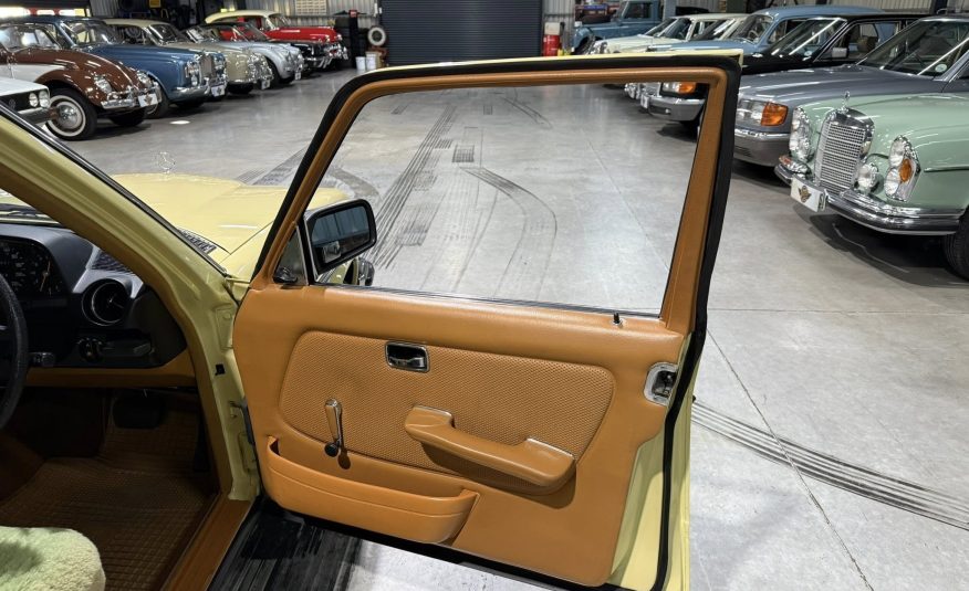 1980 Mercedes-Benz W123 280E