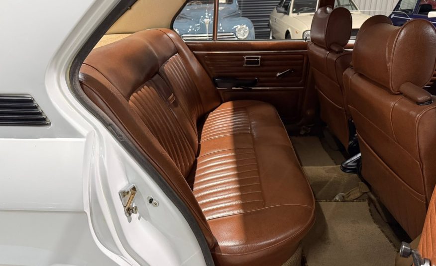1976 BMW E12 520