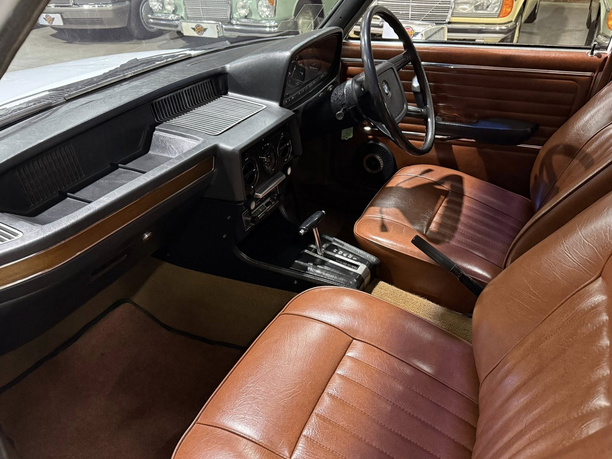 1976 BMW E12 520