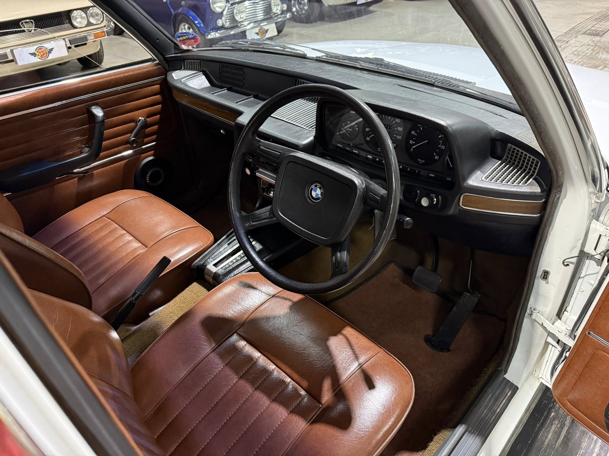 1976 BMW E12 520