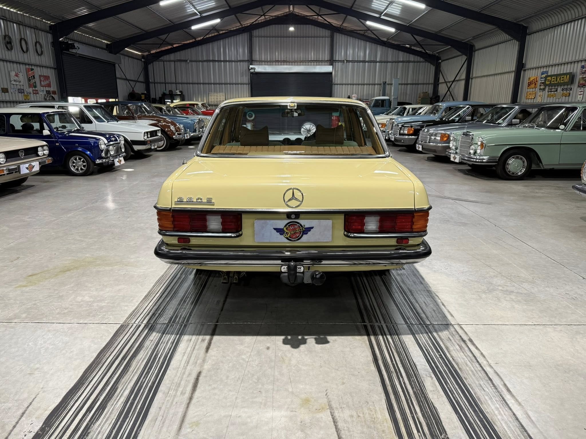 1980 Mercedes-Benz W123 280E