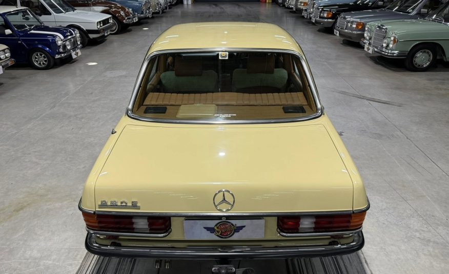 1980 Mercedes-Benz W123 280E