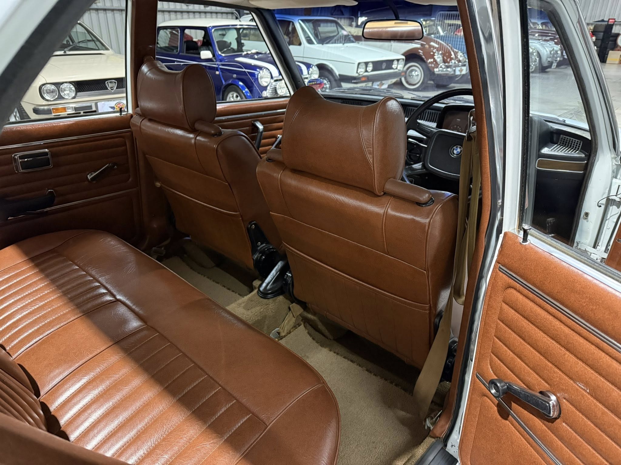1976 BMW E12 520