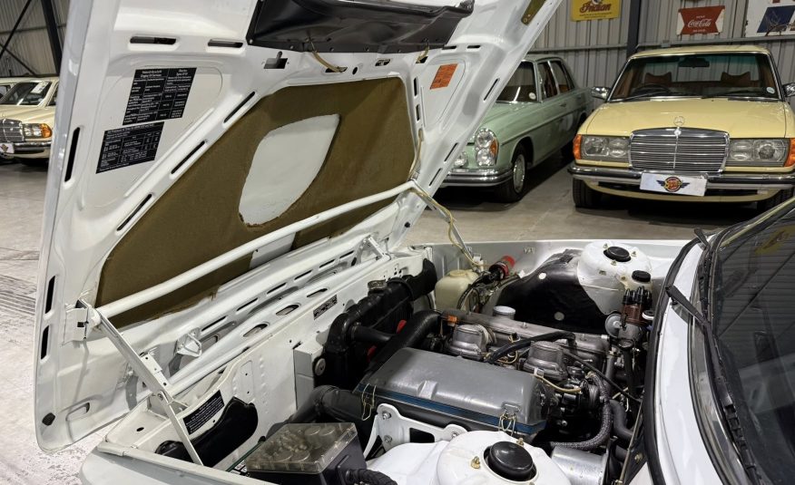 1976 BMW E12 520