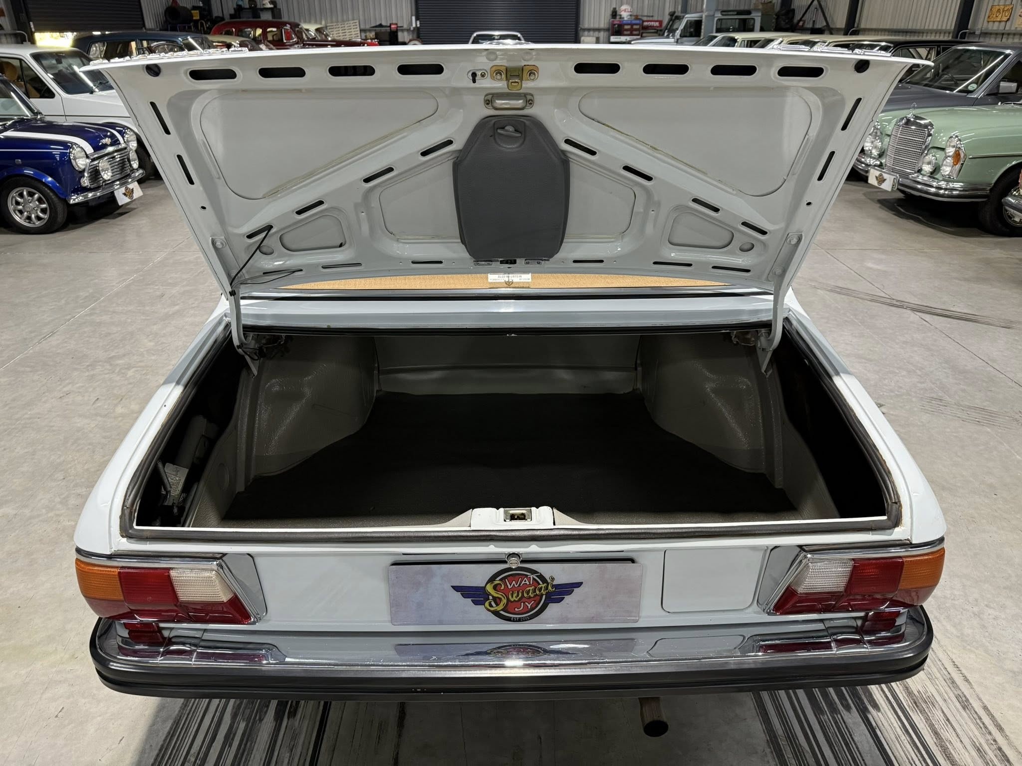 1976 BMW E12 520